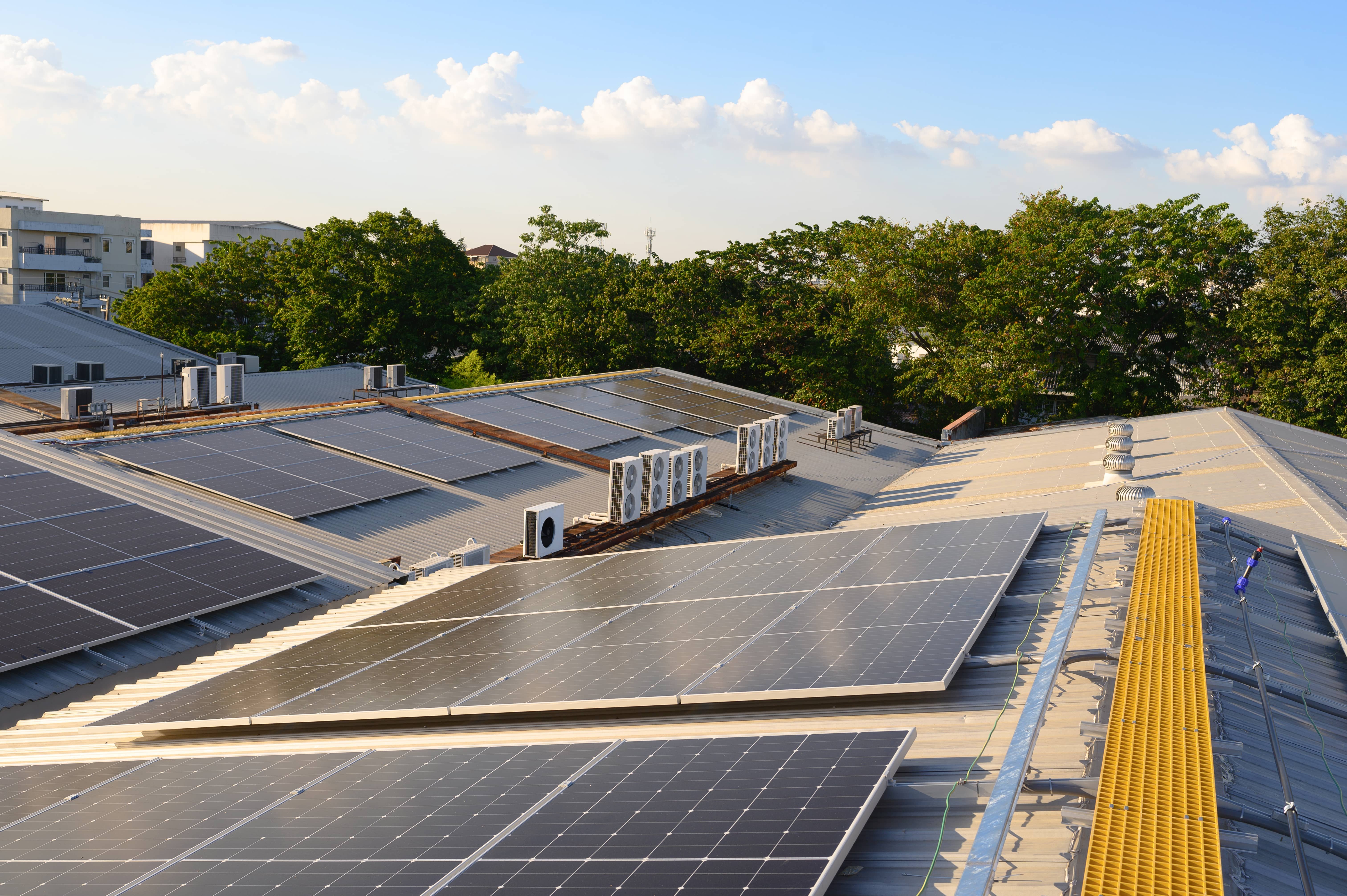 commercial-building-solar-panels-hvac-rooftop-installation-min