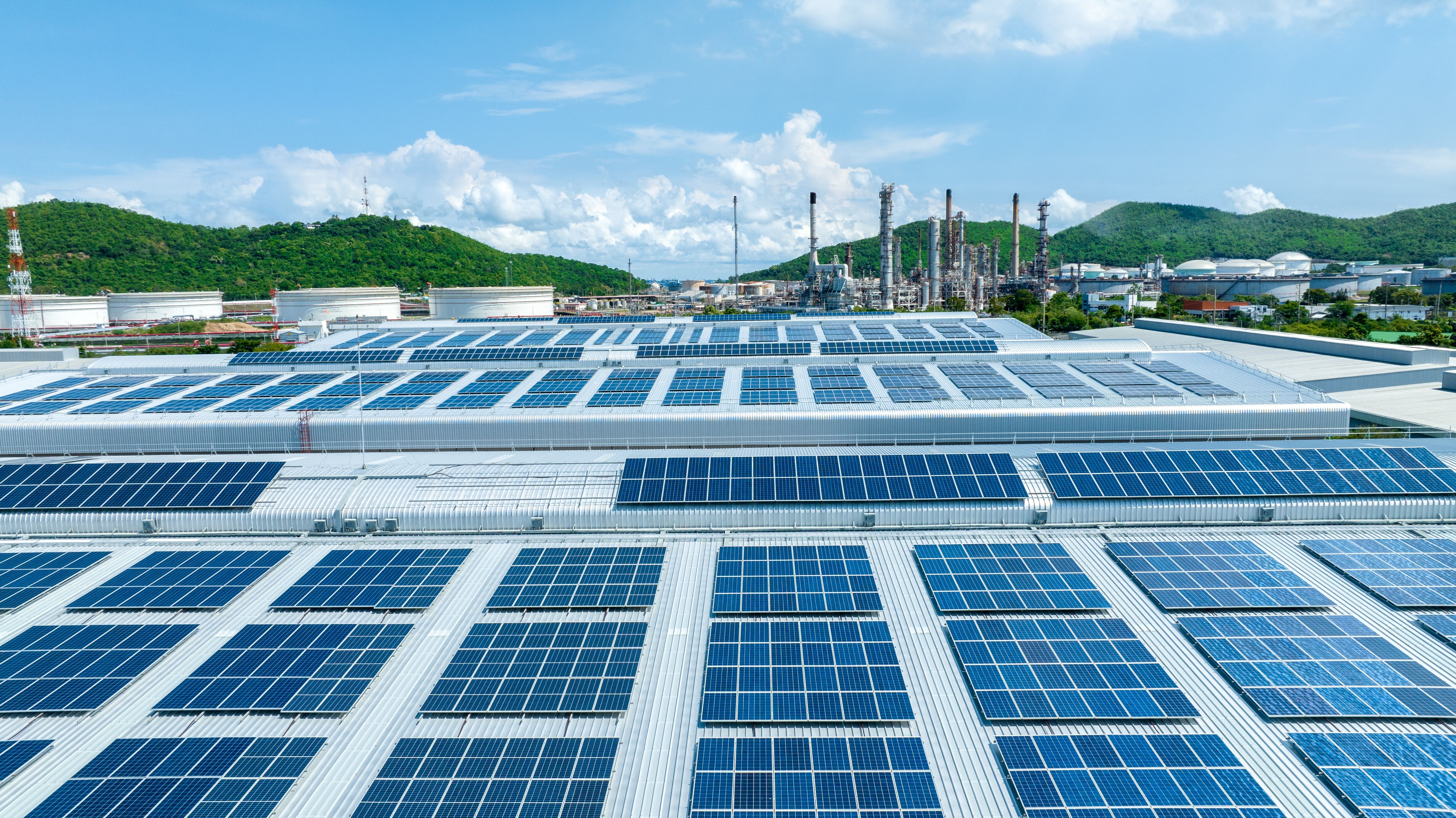 A Practical Guide to Commercial Solar Panels